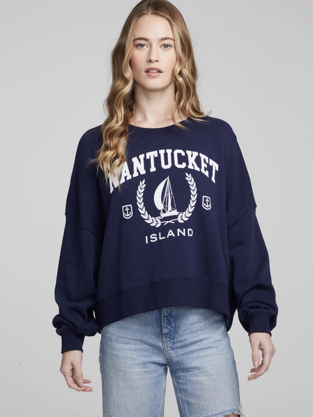 Nantucket Island Cropped Navy Graphic Pullover Sweatshirt